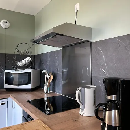 50 M De La * بارنفيل-كارتريت