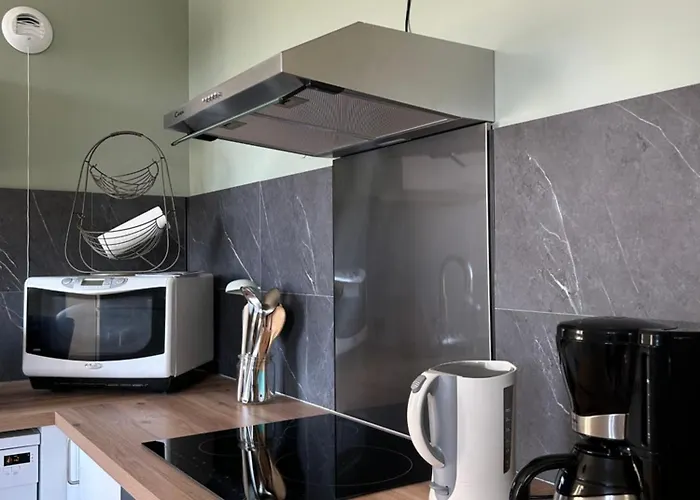 50 M De La * バルヌヴィル・カルトゥレ